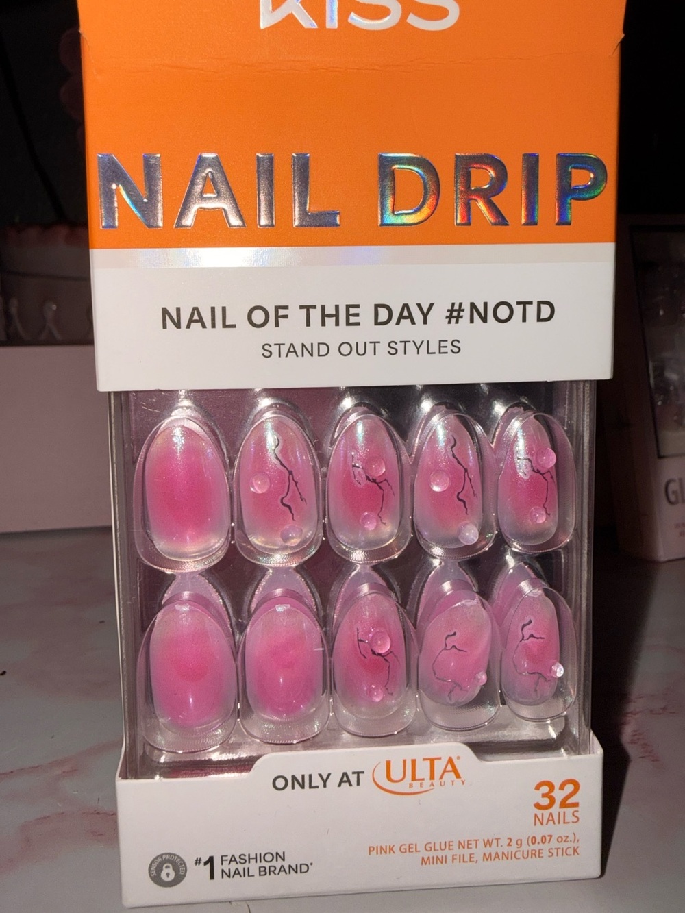 KISS Pink Nail Drip Press-On Nails - 32 Count